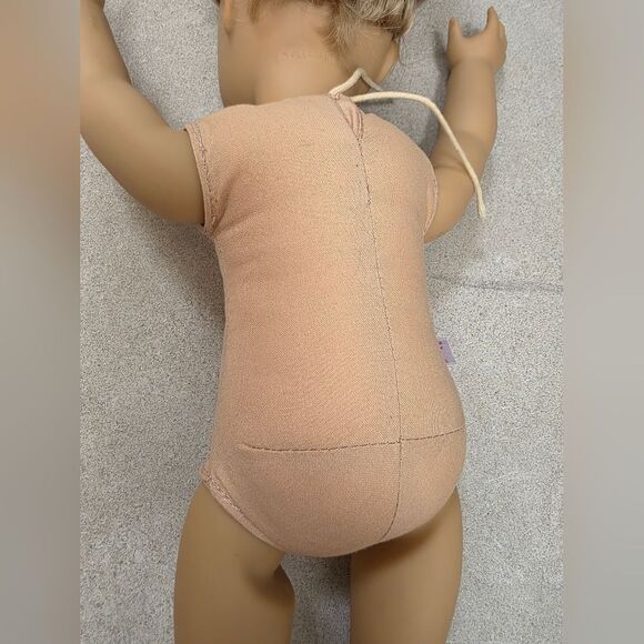 American Girl 18"  Doll Blonde Hair Isabelle Doll Brown Eyes Pleasant Co Vtg - Picture 13 of 15